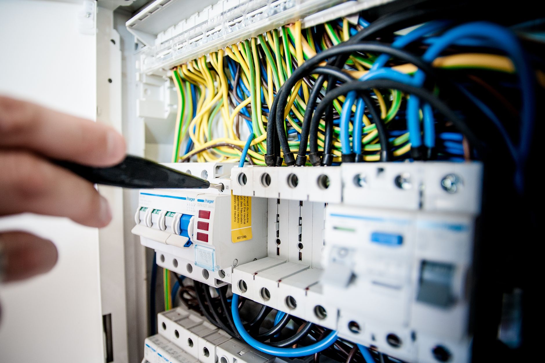 Électricien à Eysines